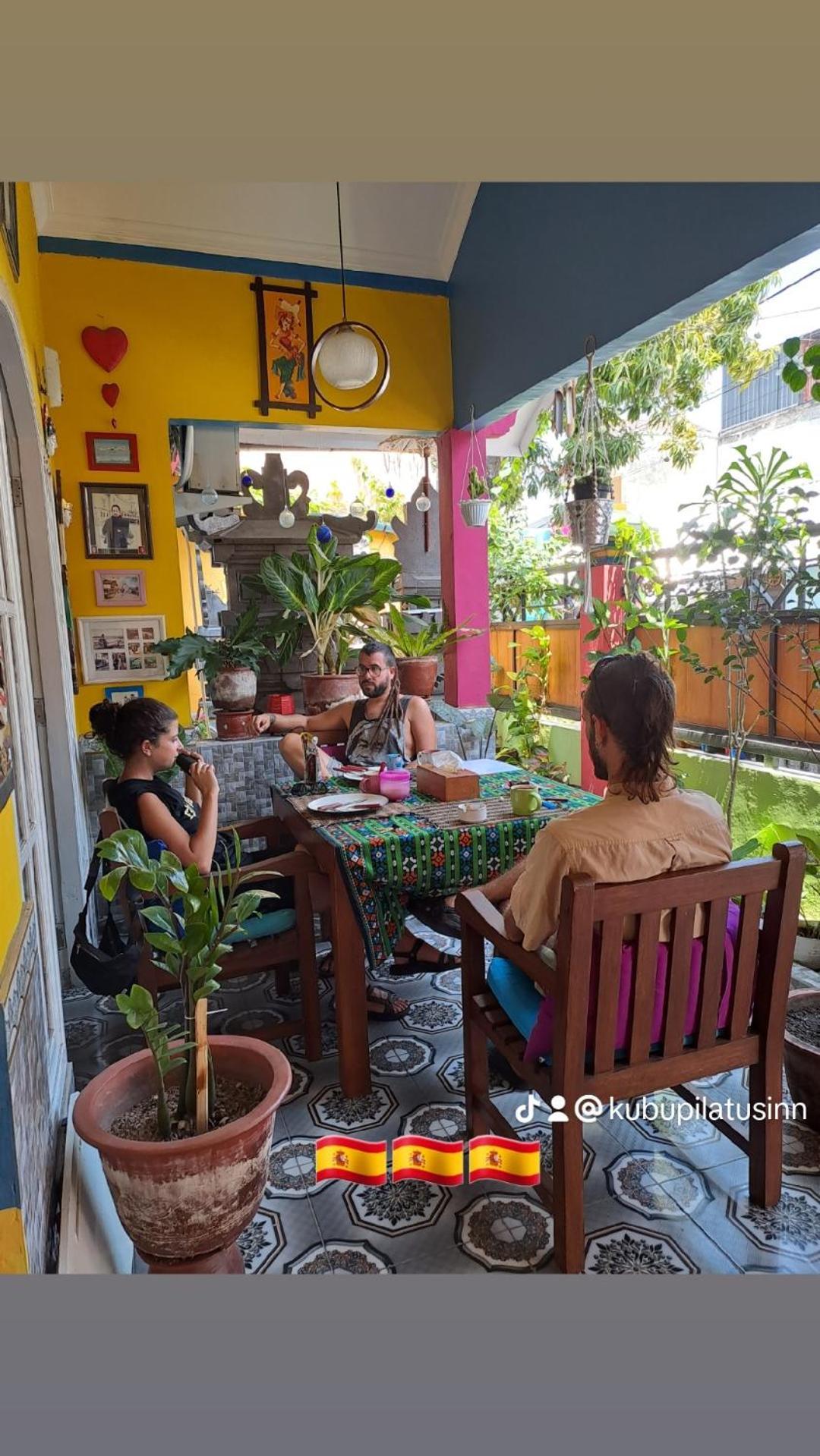 TjakranegaraKubu Pilatus - Family House Lombok别墅 外观 照片